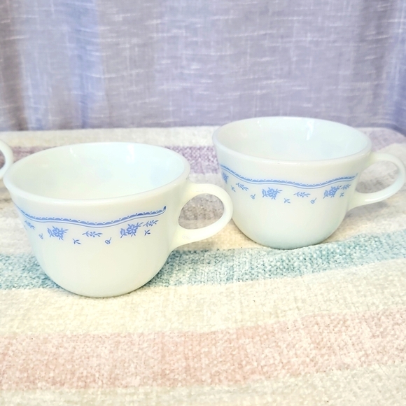 PYREX Floral Teacup Set - Picture 5 of 14